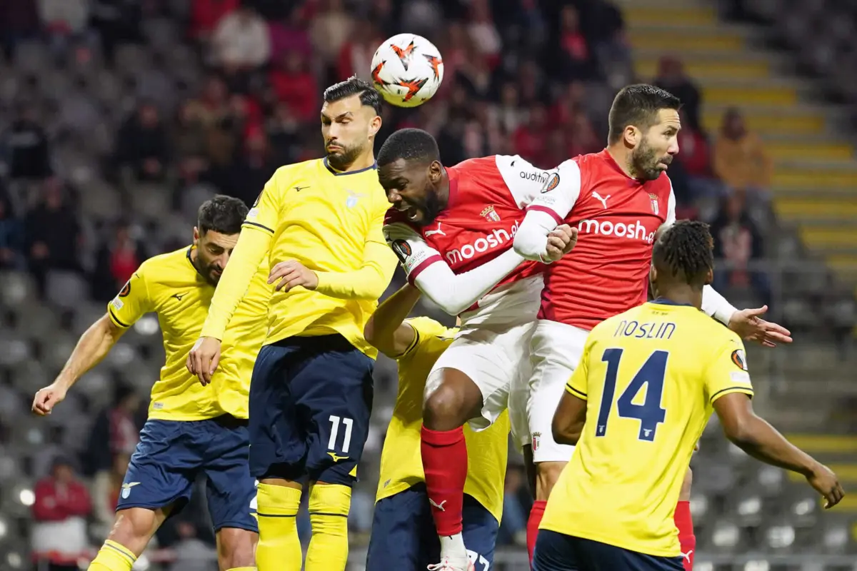 Imagem de contexto do artigo Braga vence Lázio, aguarda no relvado e acaba eliminado da Liga Europa