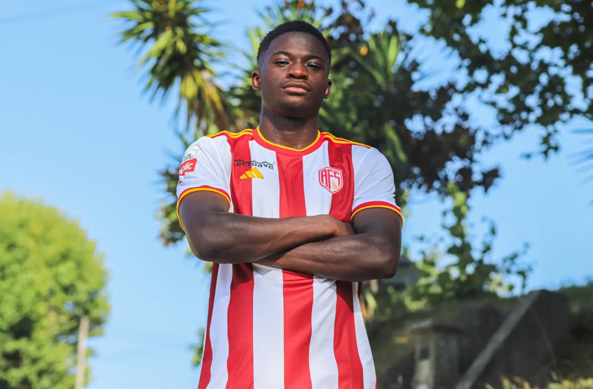 Imagem de contexto do artigo Oficial: Aves SAD recebe extremo por empréstimo do Inter