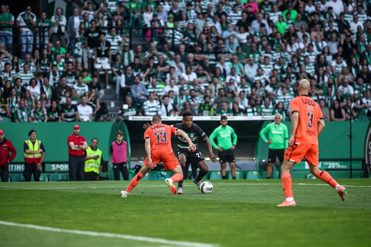 Geny Catamo (Créditos: Mário Vasa)