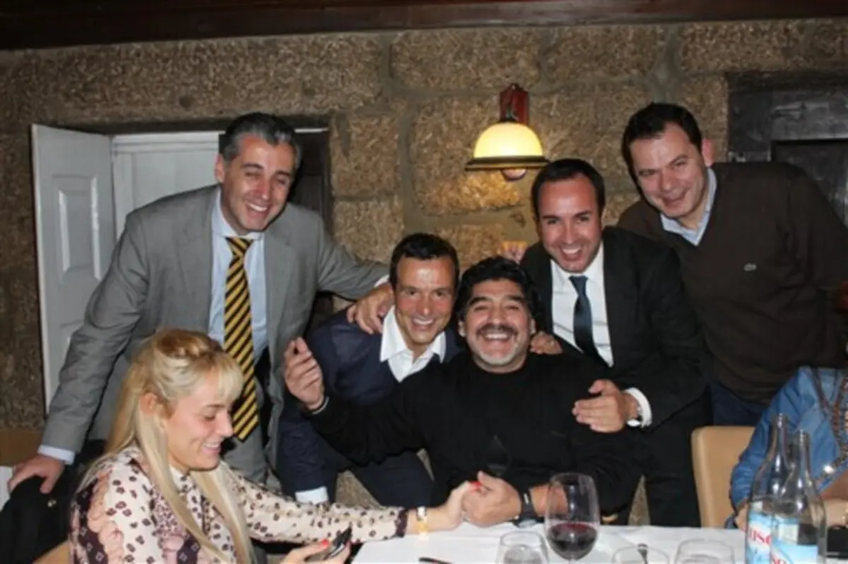 Imagem de contexto do artigo Salvador jantou com Maradona em Paredes: "Ouvi-lo foi mesmo arrepiante"