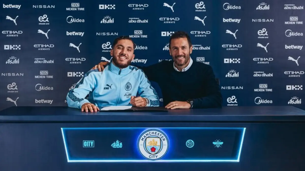 Imagem de contexto do artigo Está confirmado: Cherki é reforço do Manchester City