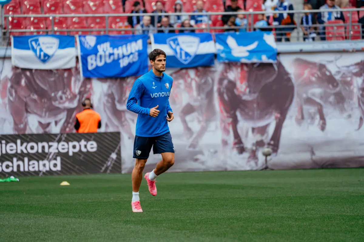 Imagem de contexto do artigo Golaço de Gonçalo Paciência no Friburgo-Bochum: assista ao vídeo