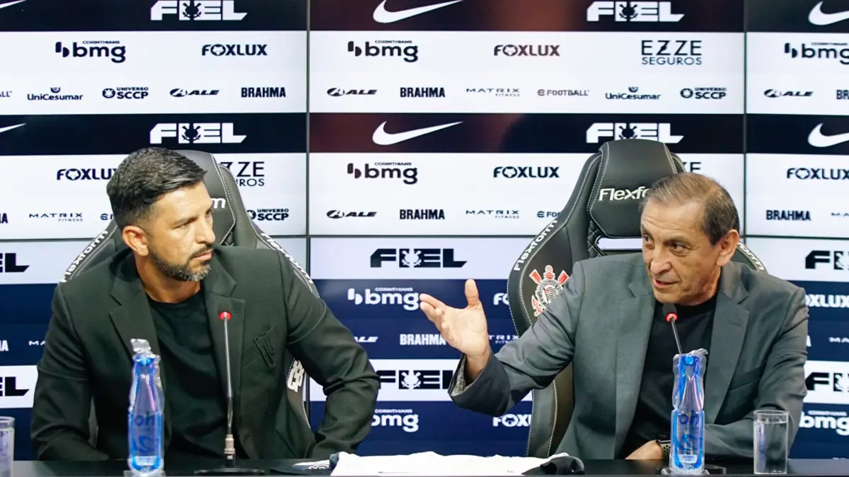 Ramón Díaz, à direita