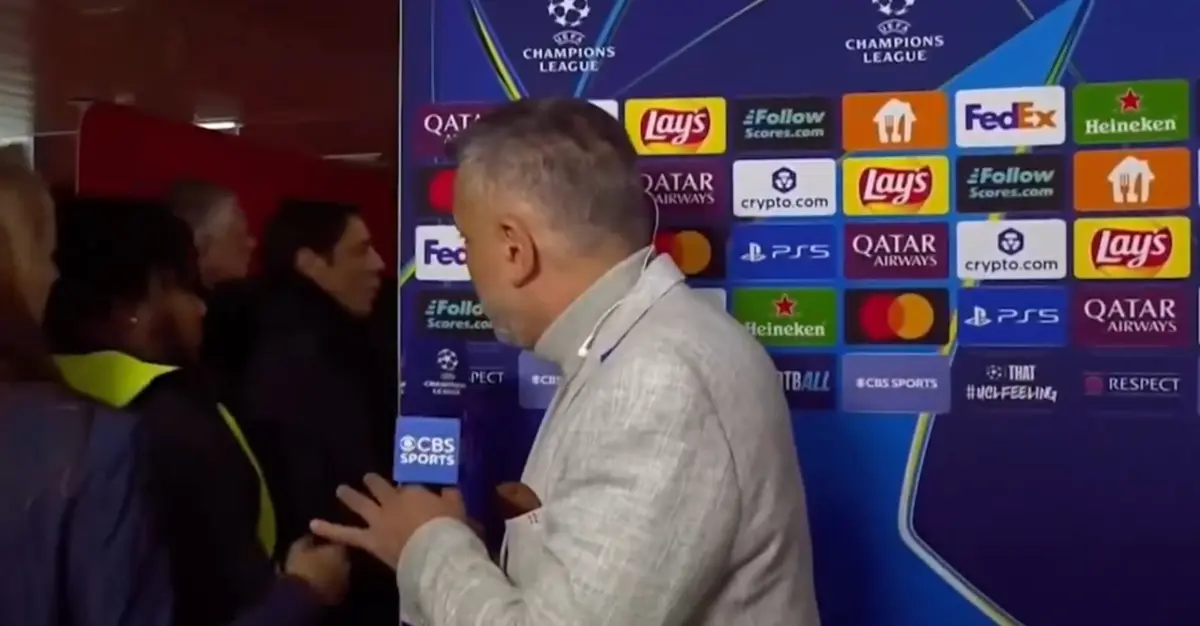 Imagem de contexto do artigo Vídeo: canal capta tensão entre Rui Costa e membro do Real Madrid