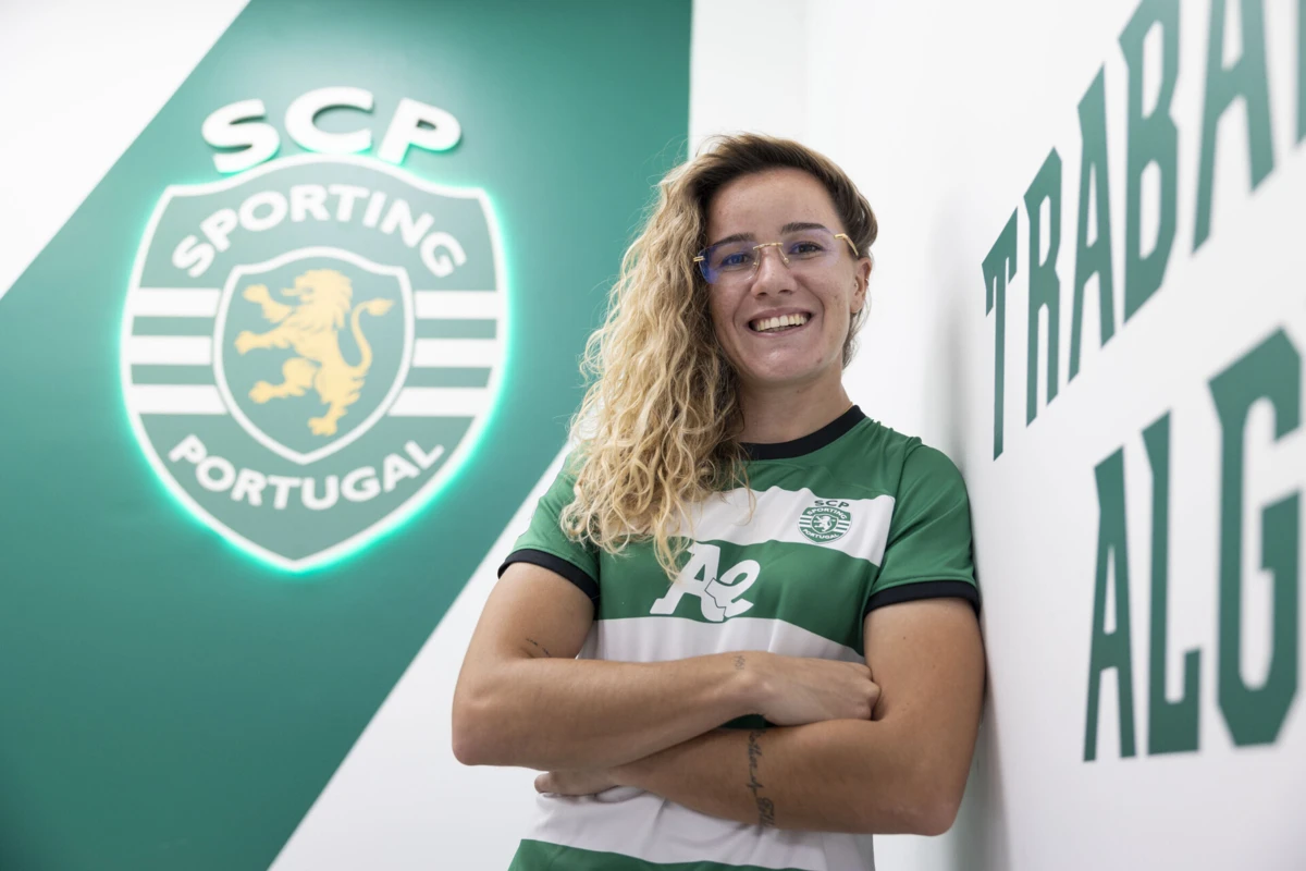 Imagem de contexto do artigo Ana Capeta renova com o Sporting e segue para a oitava época de leão ao peito