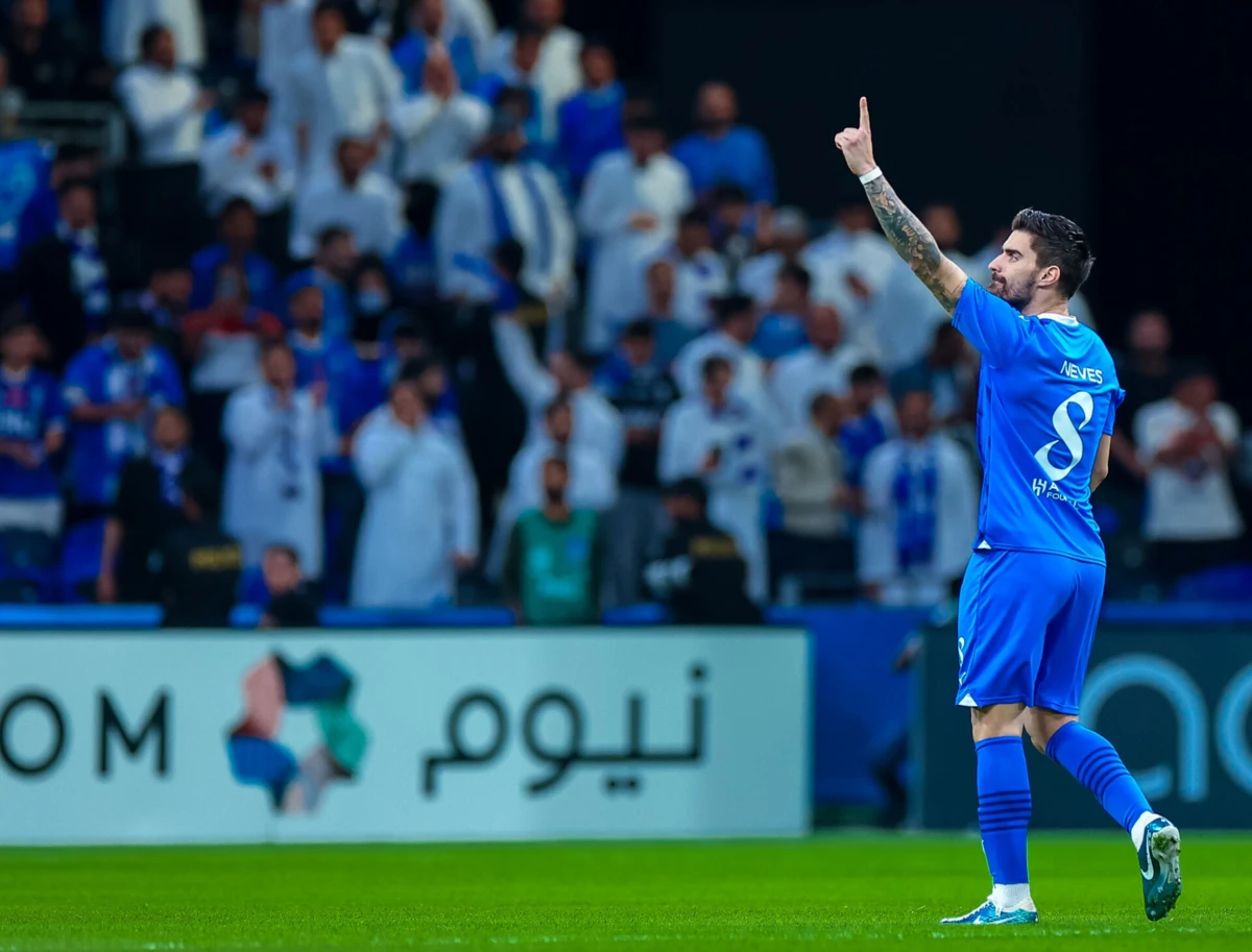 Rúben Neves é estrela na Arábia Saudita