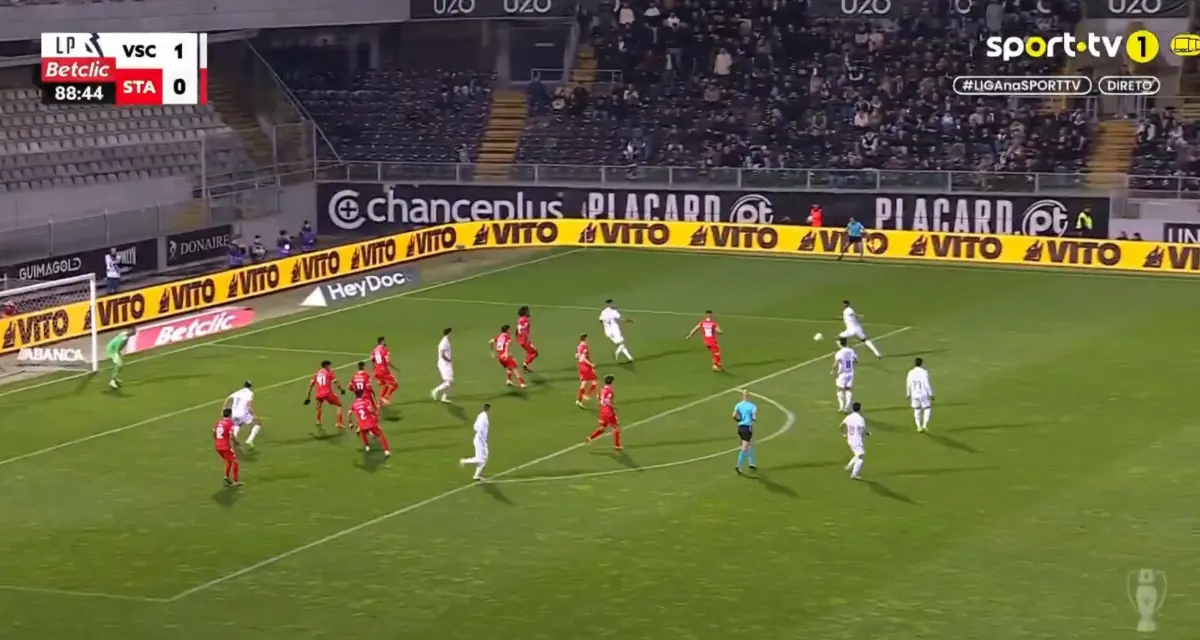 Imagem de contexto do artigo No regresso de lesão, Gustavo Silva confirmou triunfo do Vitória: ora veja