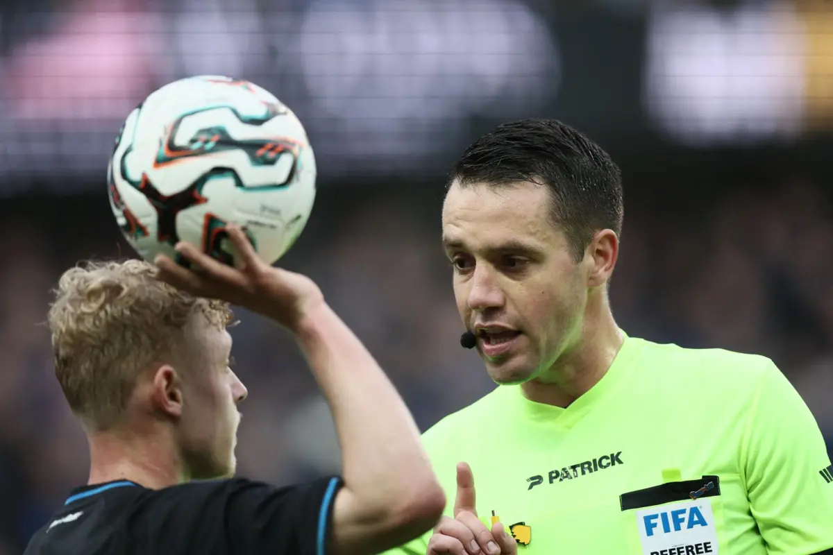 Jasper Vergoote apitará o FC Porto-Rangers