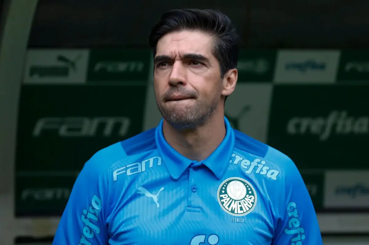 Imagem de contexto do artigo Abel Ferreira arrasa CBF: "É uma vergonha o que fazem com o futebol brasileiro"