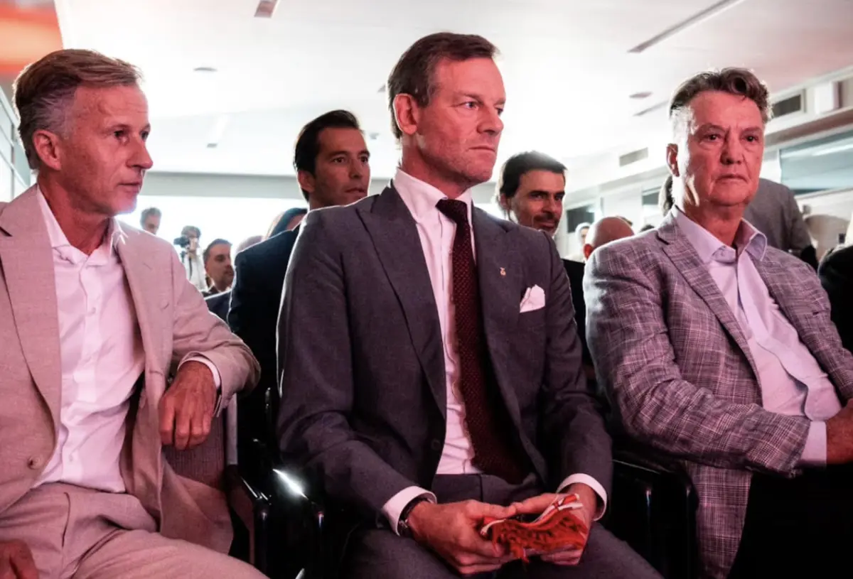 Andries Jonker, Martim Mayer e Louis Van Gaal