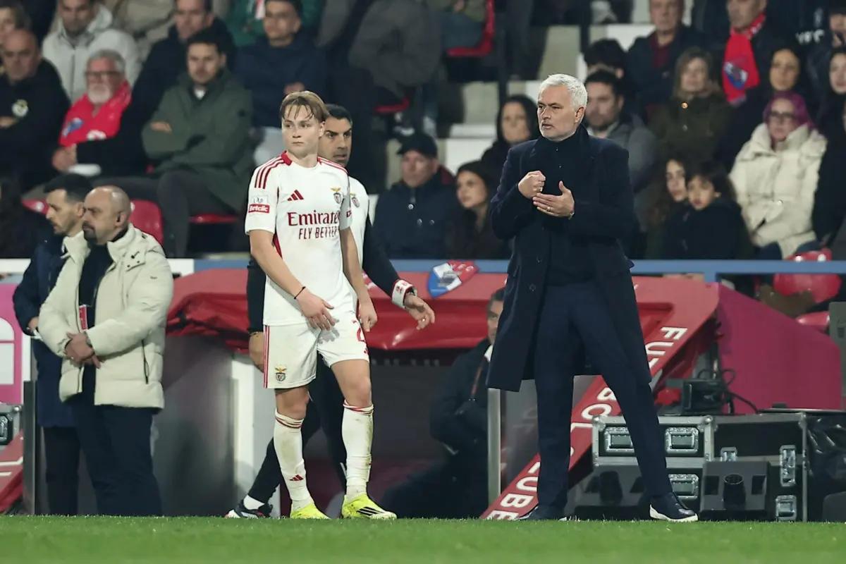 Andreas Schjelderup e José Mourinho