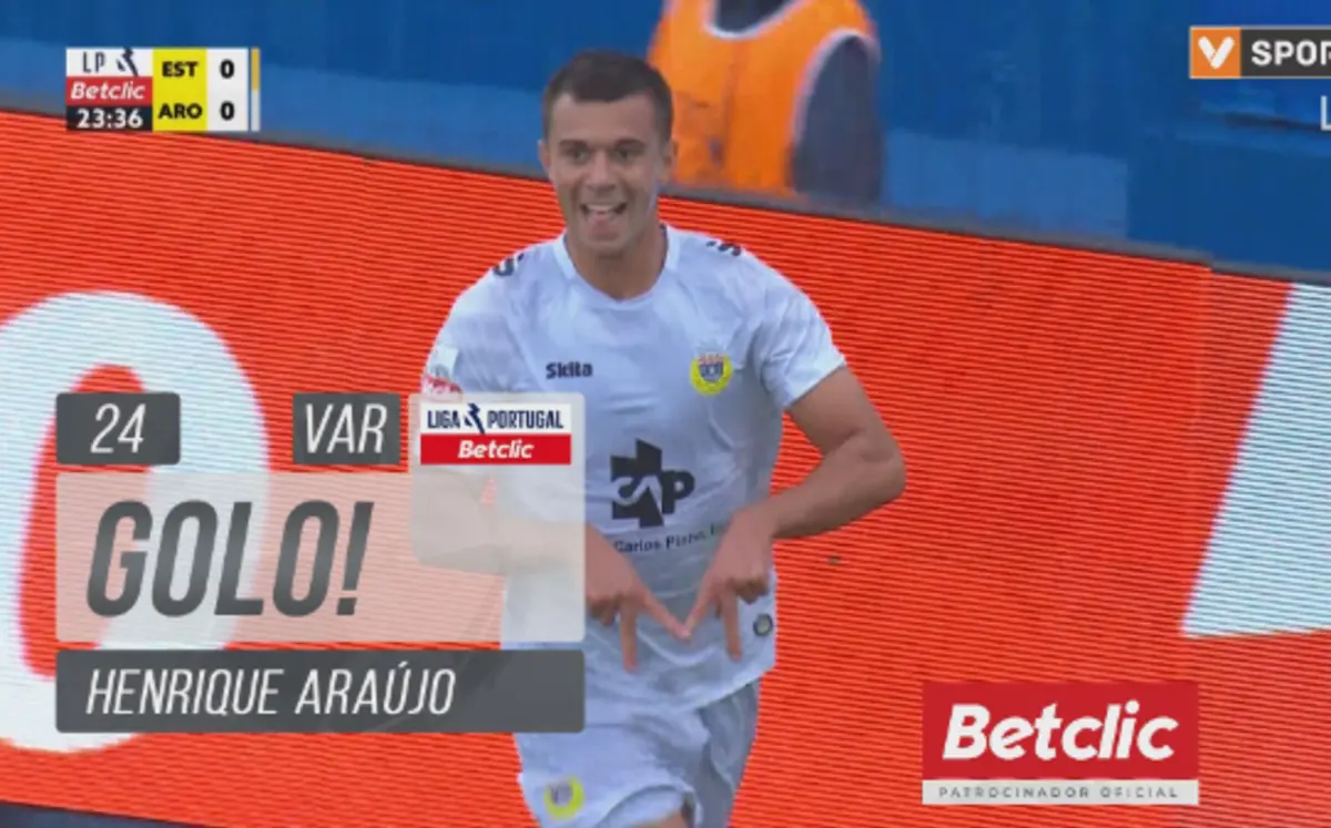 Imagem de contexto do artigo Os três golos da primeira parte do Estoril-Arouca: assista aos vídeos