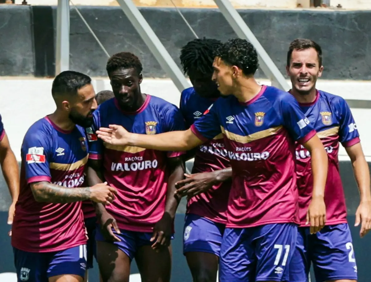 Imagem de contexto do artigo Torreense soma primeira vitória, Farense desliza novamente