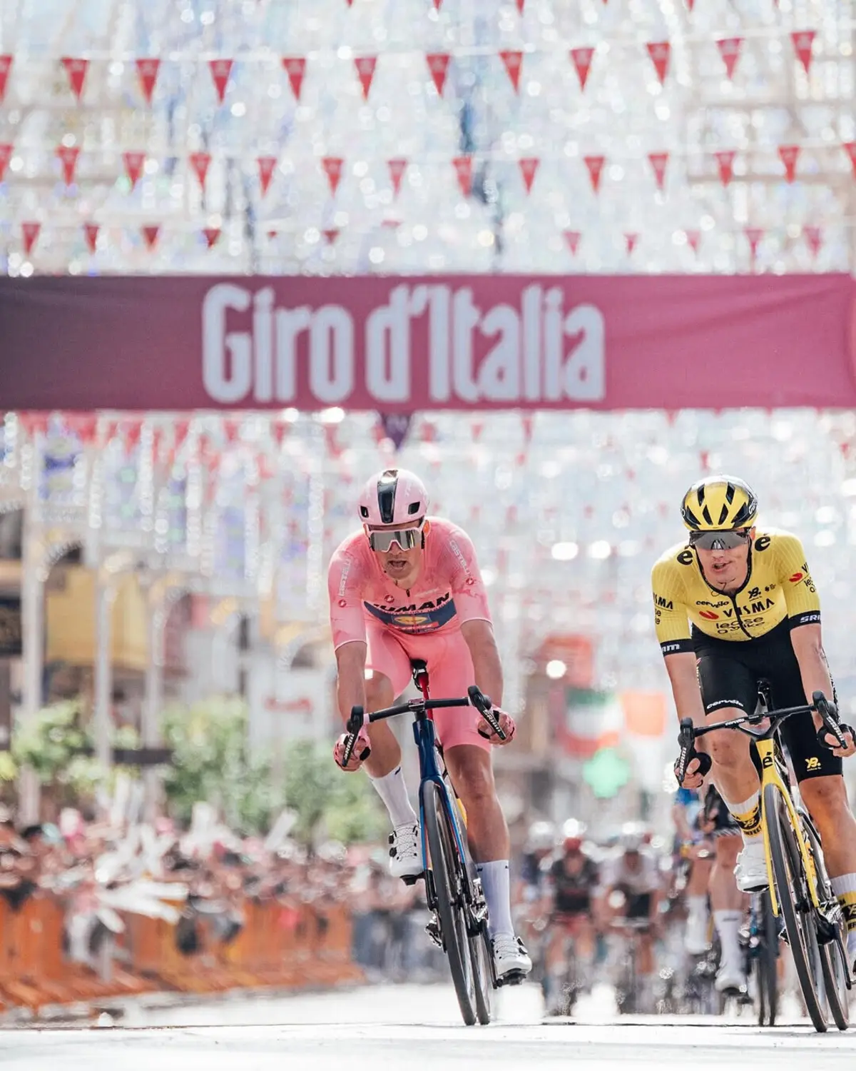 Mads Pedersen na Volta a Itália (créditos: Mads Pedersen/Instagram)