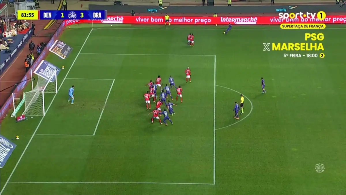 Imagem de contexto do artigo Benfica-Braga: Trubin evita autogolo de Tomás Araújo, mas não a recarga de Lagerbielke. Veja o golo