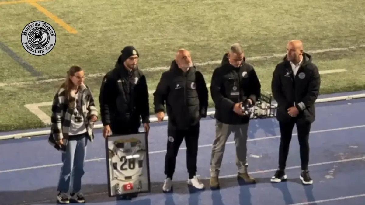 Panteras Negras homenageia Dinis