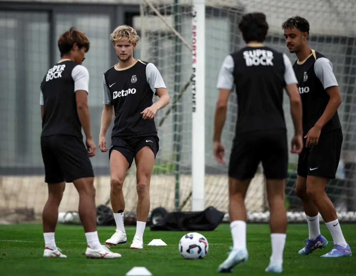 Imagem de contexto do artigo Sporting iniciou preparação para a Supertaça sem St. Juste e Nuno Santos