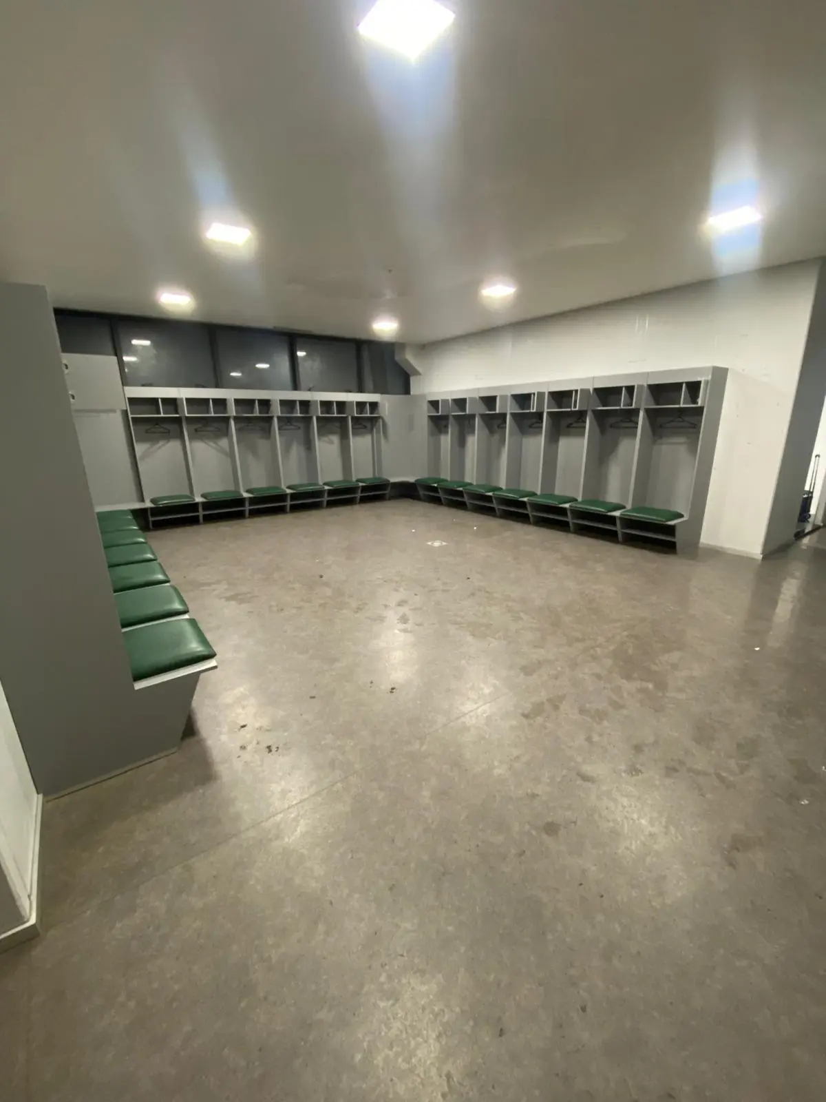 Imagem de contexto do artigo Académico de Viseu deixou balneário a brilhar após derrota dramática em Paços de Ferreira