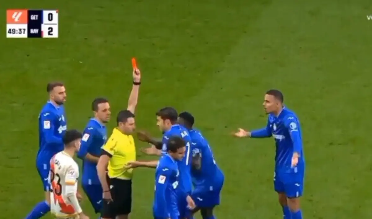 Expulsão de Mason Greenwood (créditos: X/Reprodução)