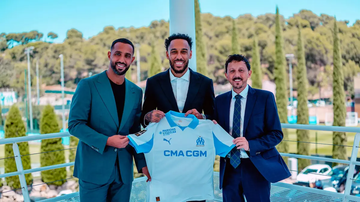 Aubameyang deixa a Arábia Saudita