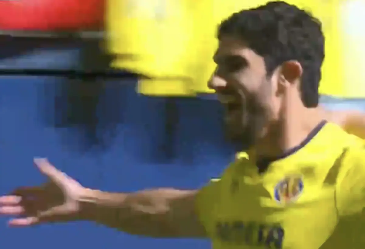 Imagem de contexto do artigo Após dois minutos em campo, Gonçalo Guedes ajuda à goleada do Villarreal. Ora veja