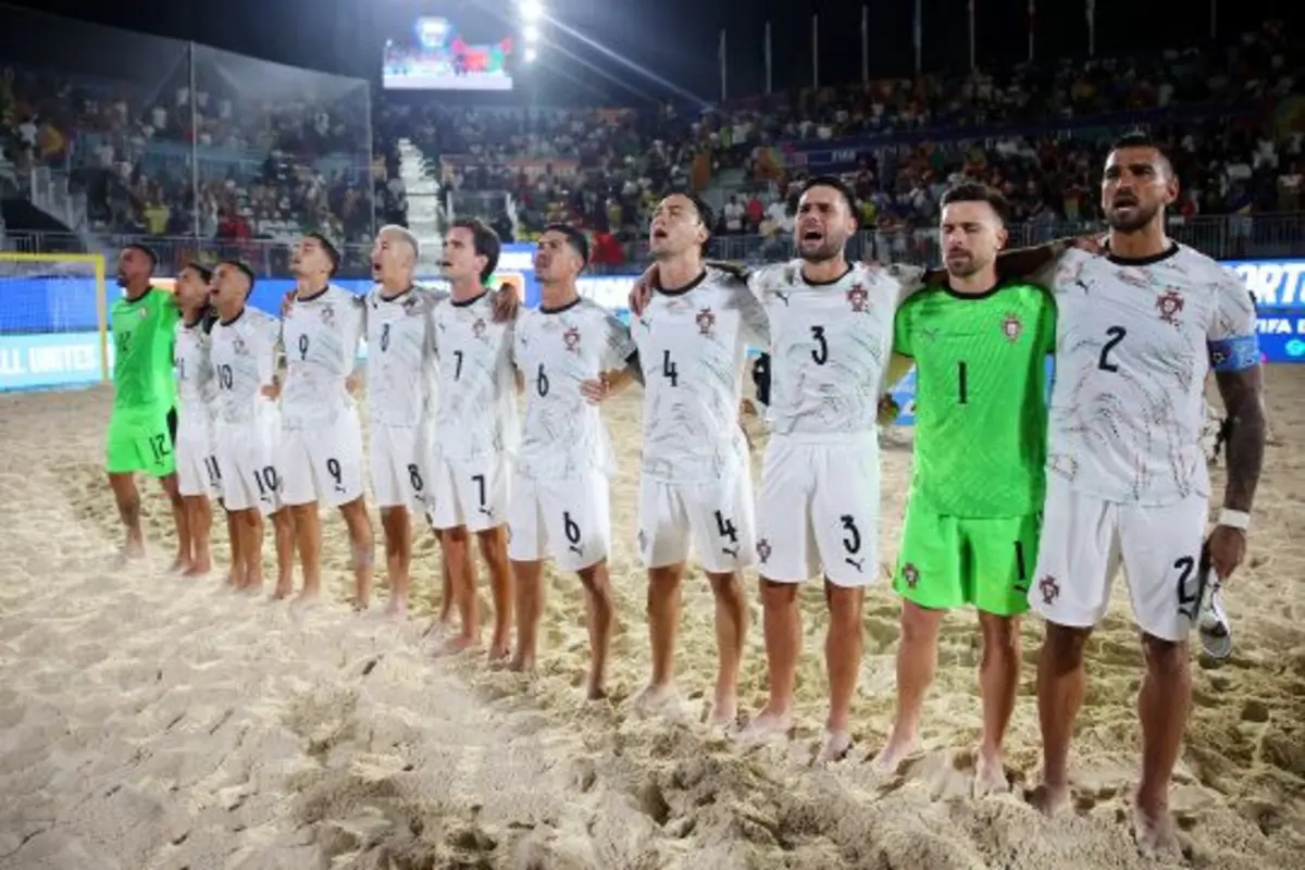A seleção portuguesa de futebol de praia (Créditos: FIFA/Getty Images)