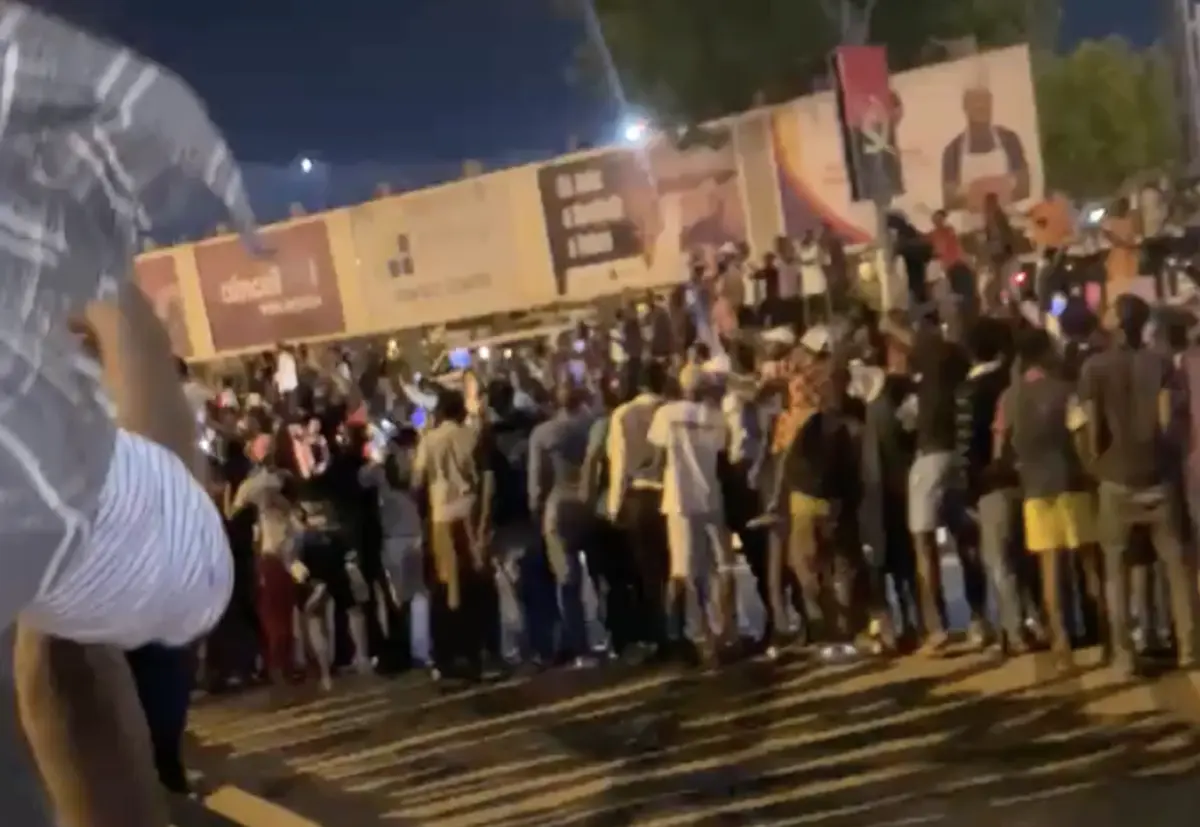 Imagem de contexto do artigo A loucura em Angola na receção à seleção da Argentina