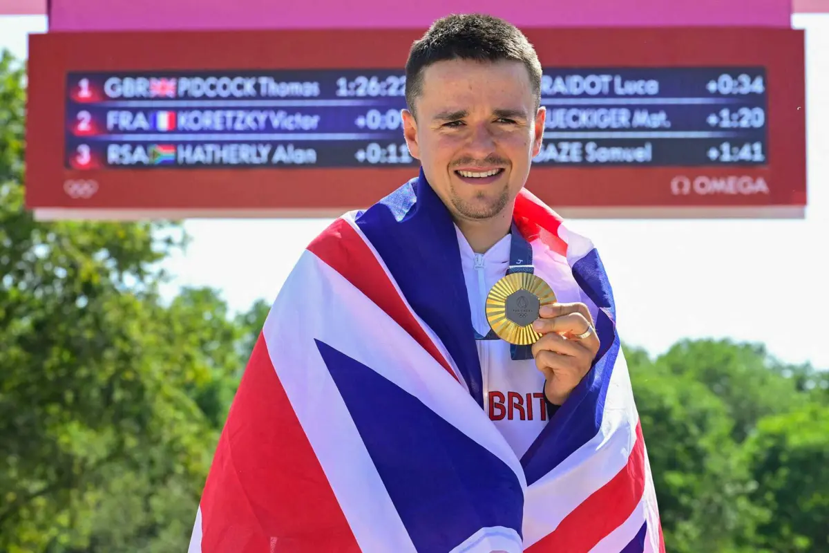 Thomas Pidcock (Créditos: AFP)