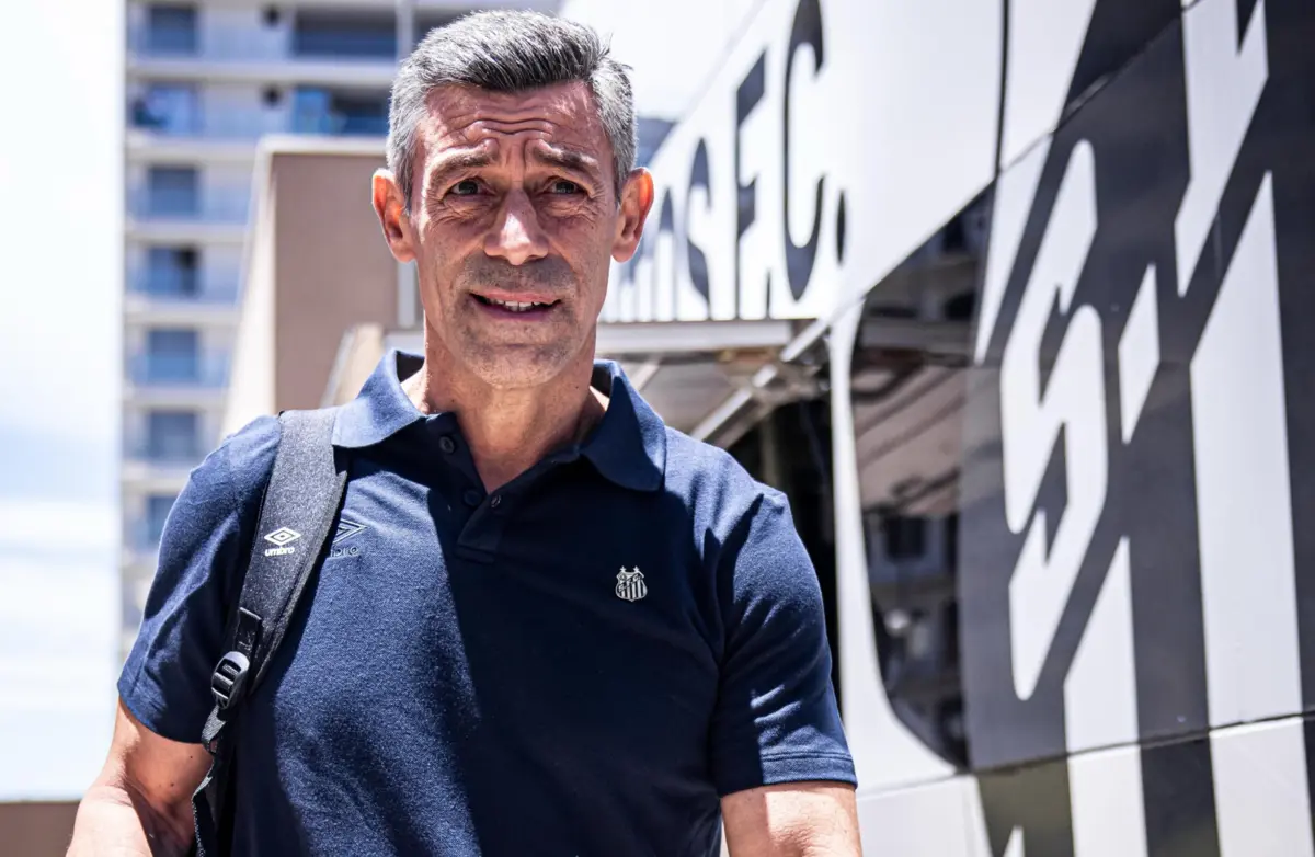 Imagem de contexto do artigo Confusão com presidente do Santos pode levar à saída de Pedro Caixinha