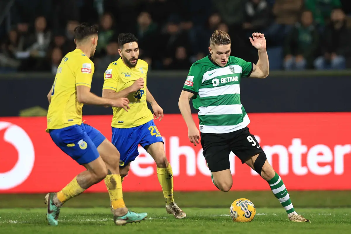 Imagem de contexto do artigo Tiago Esgaio e a relação com o irmão: "Quem perde paga o jantar..."