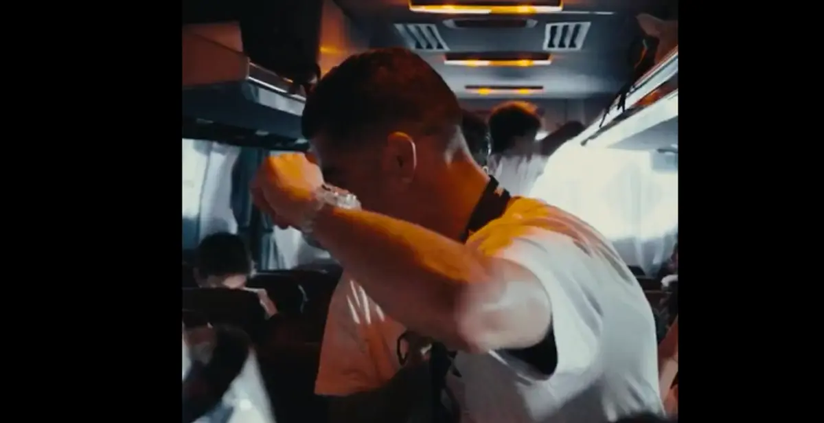 Imagem de contexto do artigo A festa foi muita e Cristiano Ronaldo até dançou no autocarro da Seleção