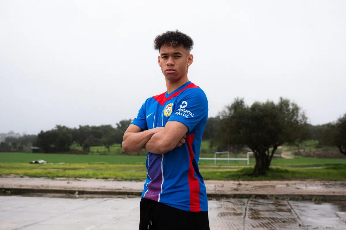 Imagem de contexto do artigo Benfica e Alverca oficializam transferência de Diogo Spencer