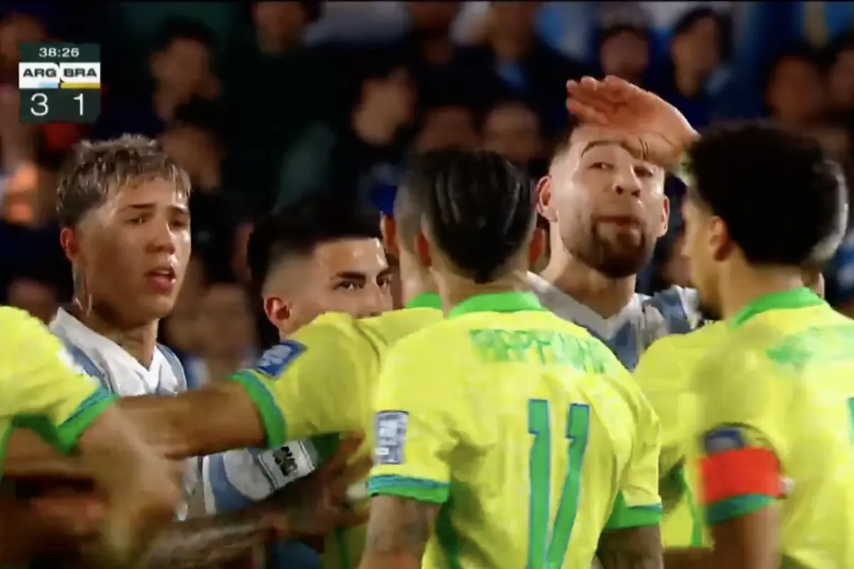 Imagem de contexto do artigo Otamendi para Raphinha no Argentina-Brasil: "Fala menos"