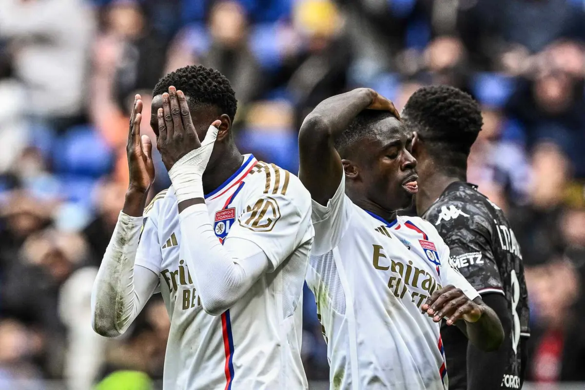 O Lyon foi despromovido devido a uma dívida milionária