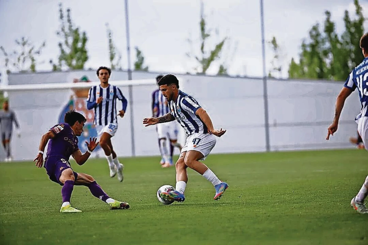 Angel Alarcón em ação pelos bês portistas