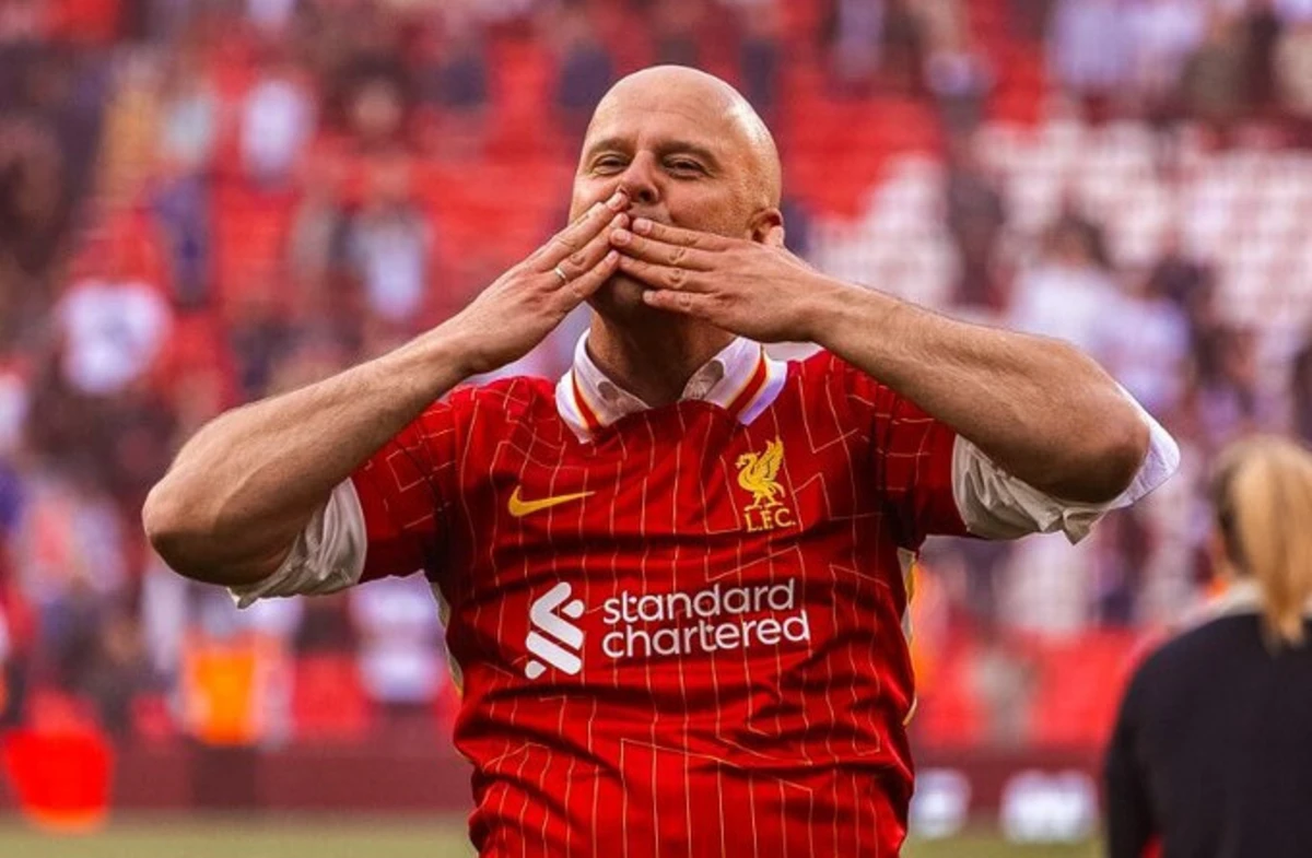 Arne Slot (créditos: Liverpool)