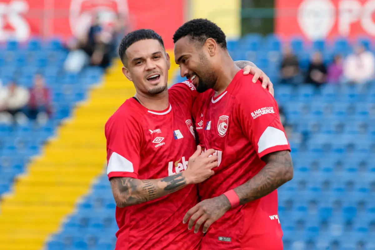 Wendel Silva (à direita)