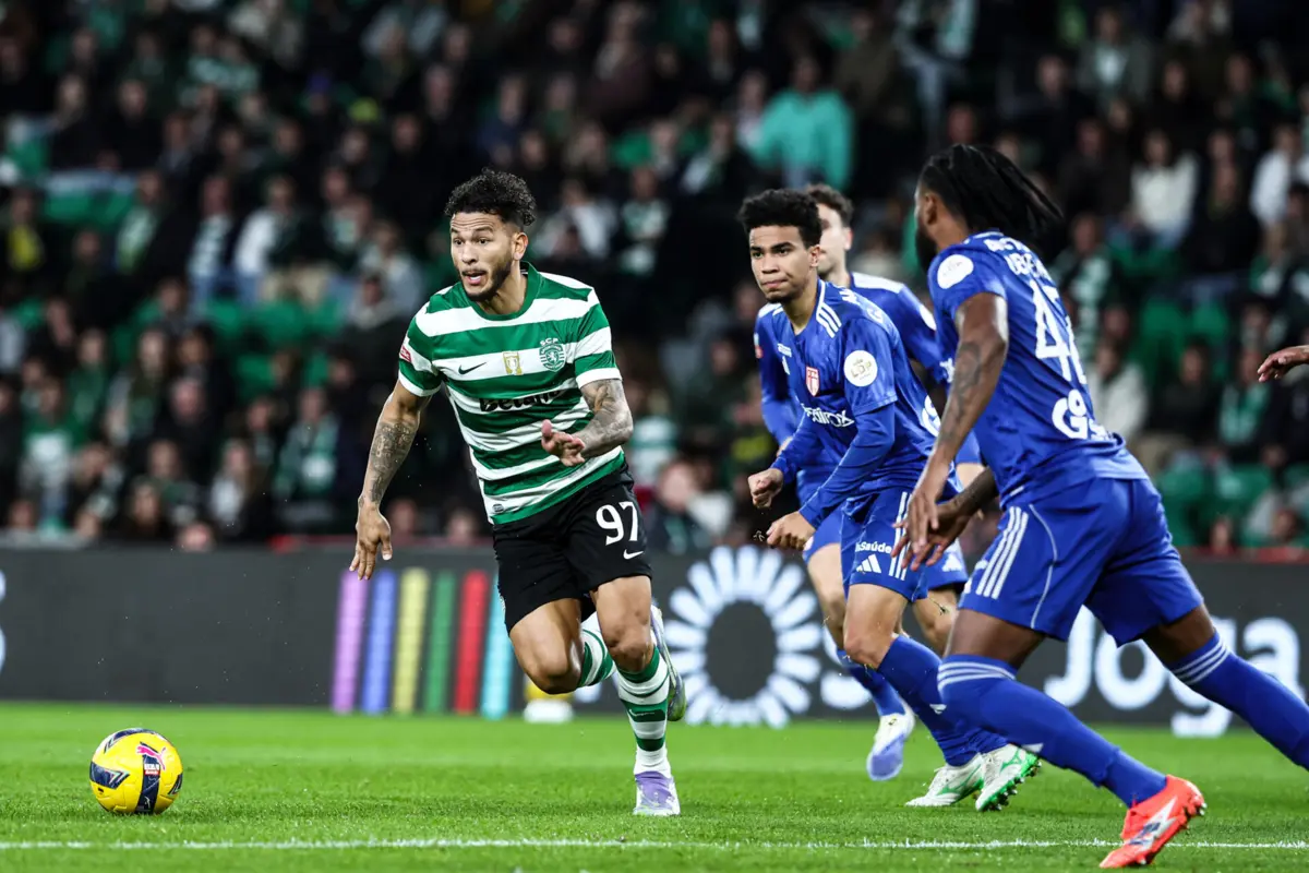 Imagem de contexto do artigo Um a um do Sporting contra o Aves SAD | Suárez, Maxi e Geny não deram tréguas