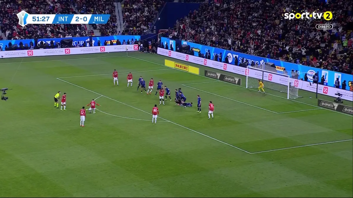 Imagem de contexto do artigo Sérgio Conceição lança Rafael Leão e o Milan reduz logo a seguir frente ao Inter. Veja o golo