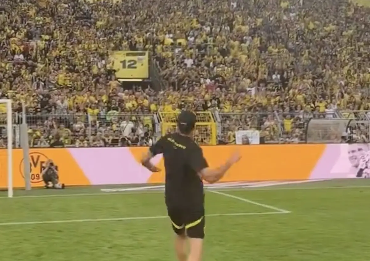 Imagem de contexto do artigo Klopp regressou ao banco do Borussia Dortmund e há coisas que não mudam. Ora veja