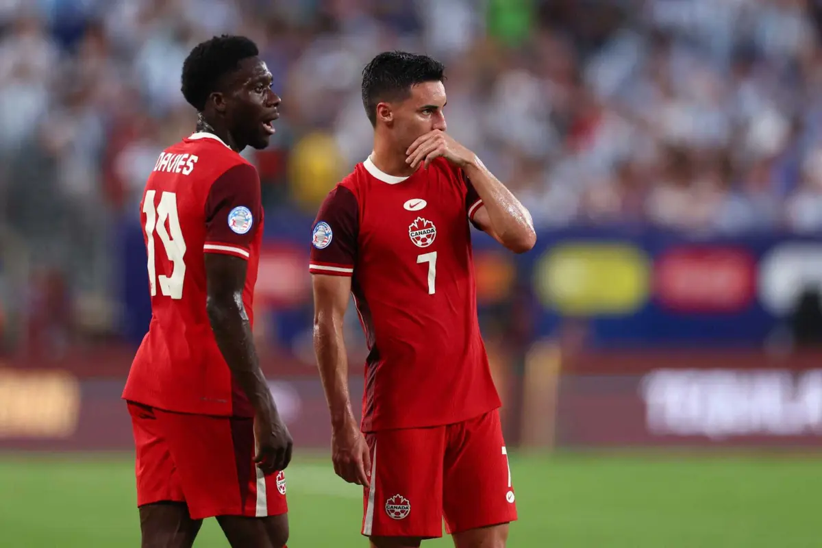 Imagem de contexto do artigo Eustáquio: "Não sei se minha namorada quer que eu seja treinador..."