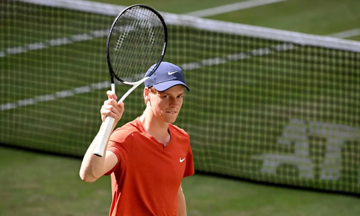 Jannik Sinner (créditos: CARMEN JASPERSEN / AFP)