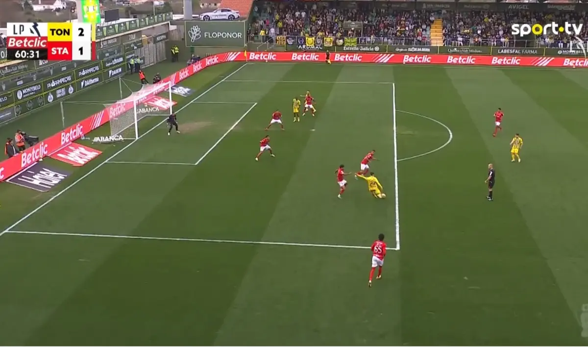 Imagem de contexto do artigo Rodrigo Conceição marca golaço no Tondela-Santa Clara e emociona-se no festejo. Veja