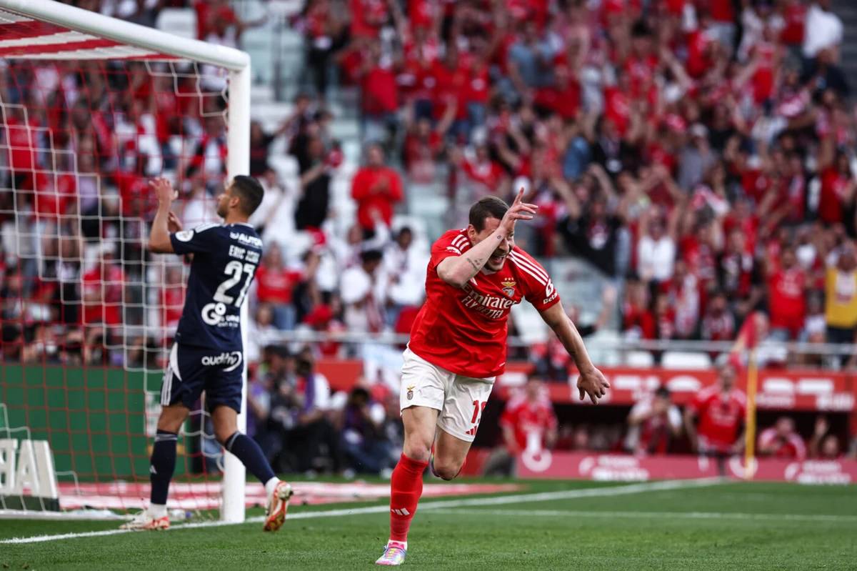 Belotti marcou quatro golos pelo Benfica (Créditos: Mário Vasa)