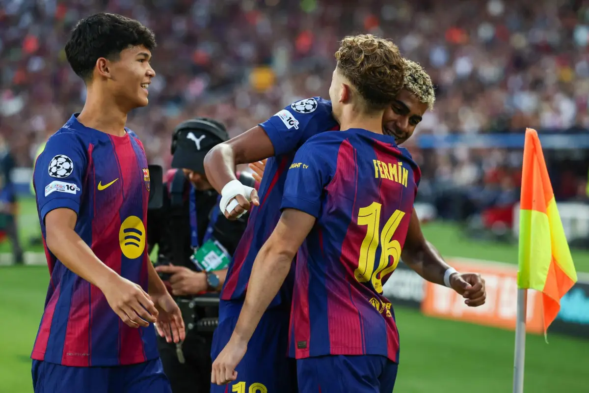 Dro Fernández à esquerda