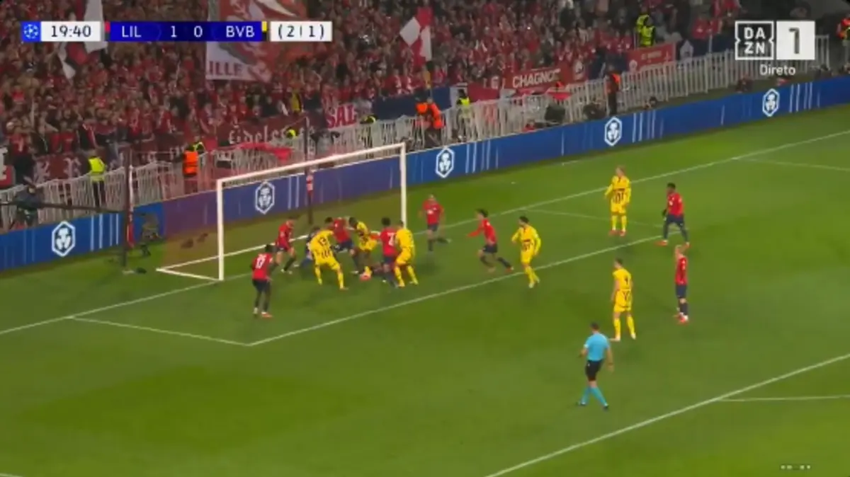 Imagem de contexto do artigo Dortmund ainda deve estar a pensar como a bola não acabou no fundo da baliza