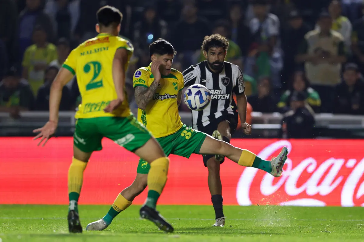 Diego Costa representou o Botafogo (Créditos: AFP)