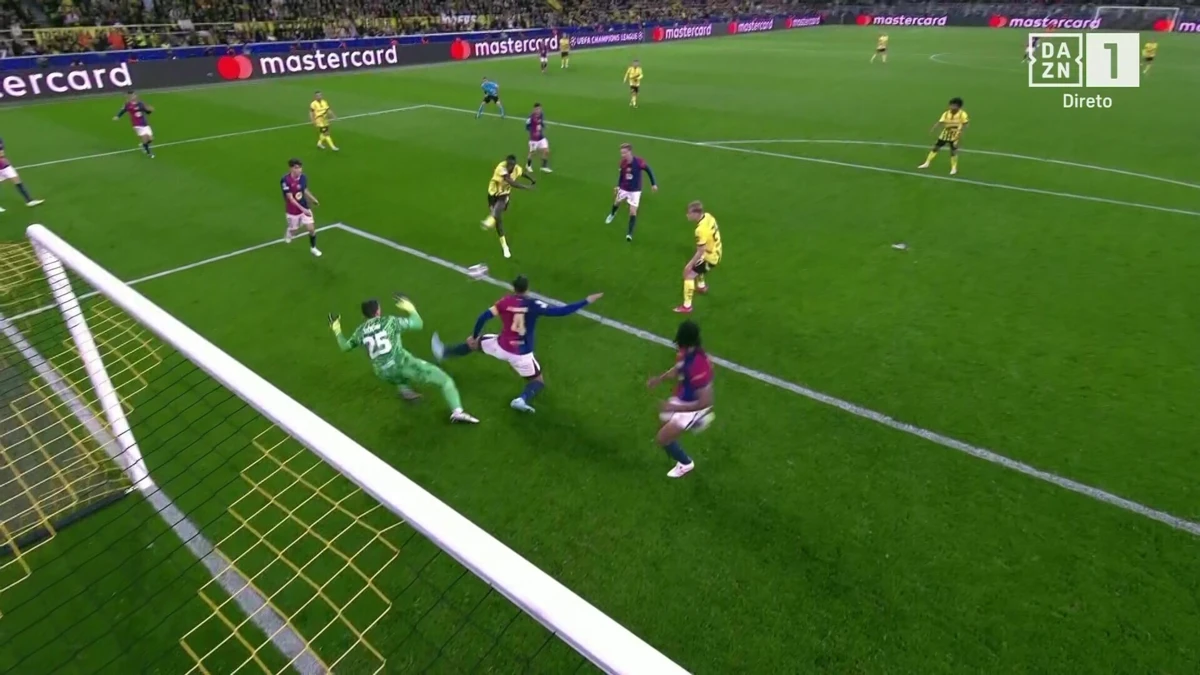 Imagem de contexto do artigo Veja o hat-trick de Guirassy no Dortmund-Barcelona