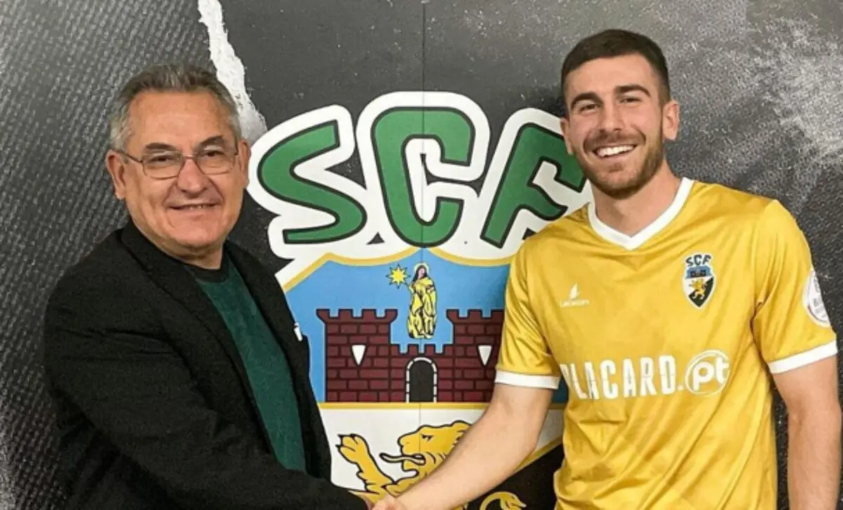 Fran DElgado no dia da apresentação no Farense