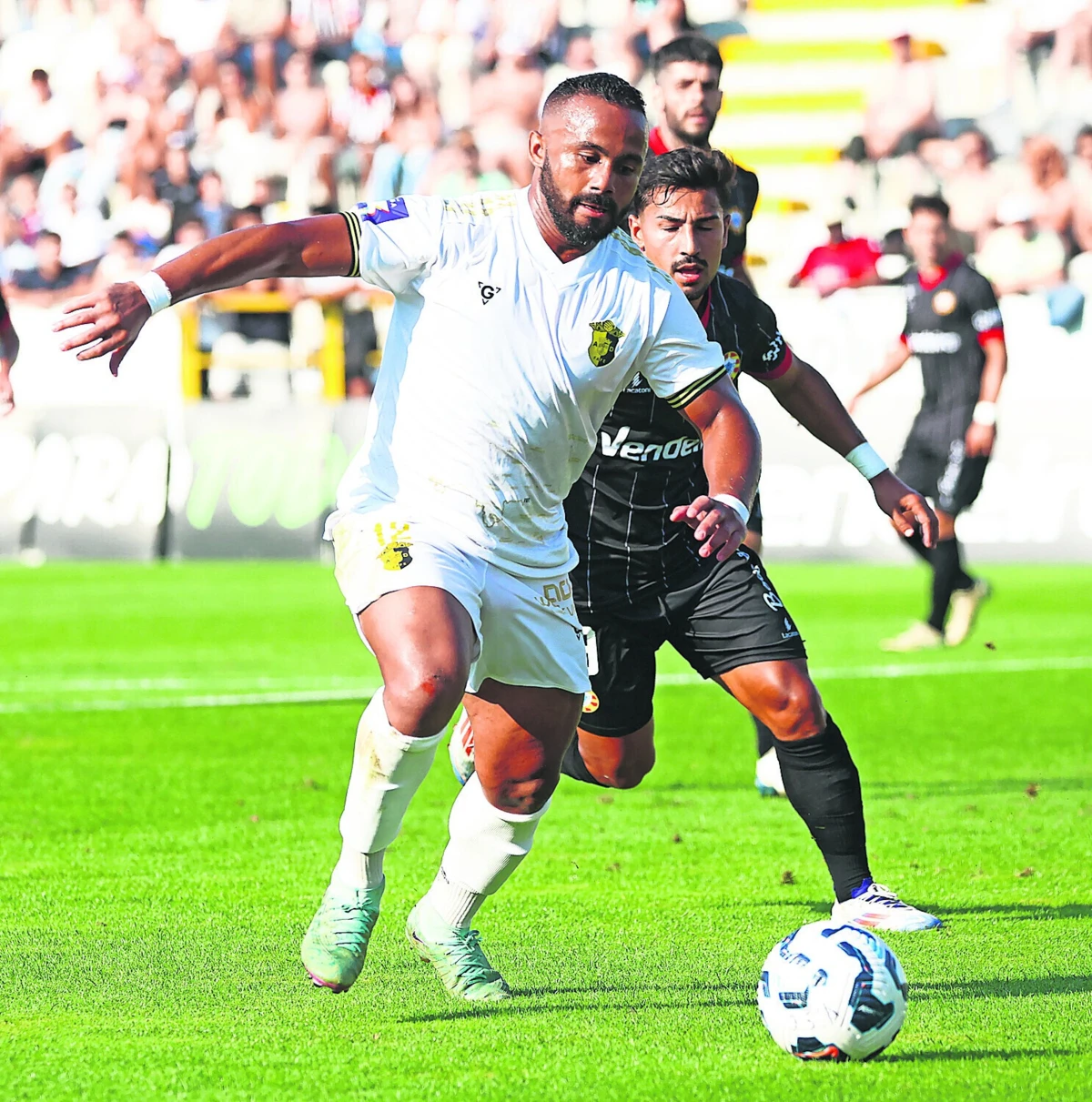 Imagem de contexto do artigo Foi orientado por Jorge Costa e defrontou Corona: "Nunca se sabia o que ia sair da cartola..."